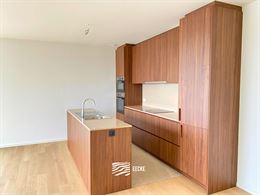 TE HUUR OP JAARBASIS - Ongemeubeld appartement in nieuwe residentie - Grote terrassen rondom rond - Appartement is volledig geschilderd en instapklaar...