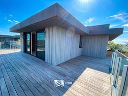 TE HUUR OP JAARBASIS - Ongemeubeld appartement in nieuwe residentie - Grote terrassen rondom rond - Appartement is volledig geschilderd en instapklaar...