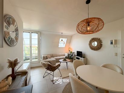 Réf. Seapot 70-0304 - Appartement avec chambre, prêt à emménager - Situé au troisième étage, à deux pas du Parc Maritime - Entrée - Débarras...