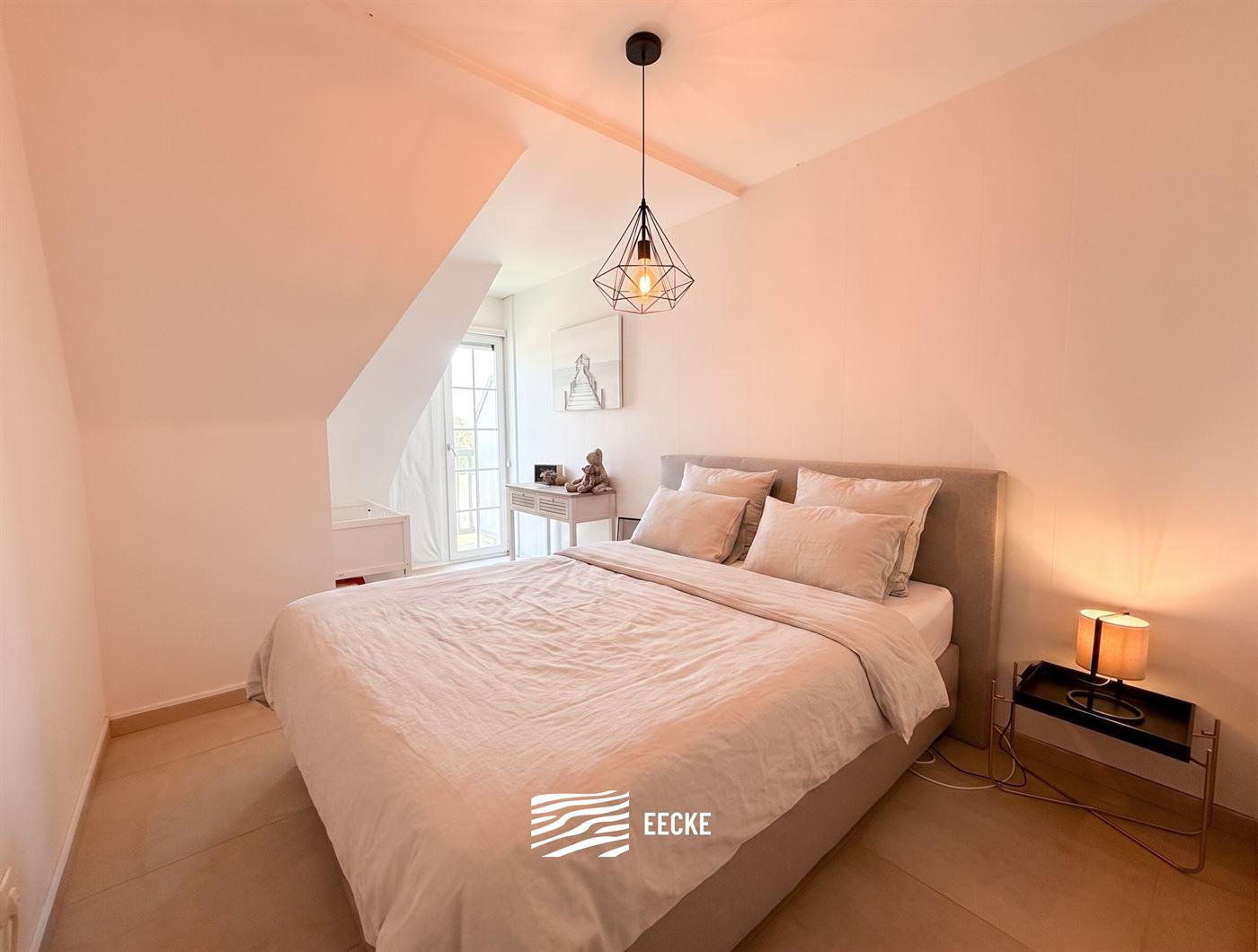 Réf. Seapot 70-0304 - Appartement avec chambre, prêt à emménager - Situé au troisième étage, à deux pas du Parc Maritime - Entrée - Débarras...