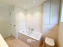 Villa Houtsaeger - Maison de plain-pied entièrement rénovée - À quelques pas des commerces de proximité à Koksijde-Village - Entrée avec toilet...