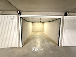 Franslaan garage 2168 - Gesloten garagebox in de Franslaan - Centraal gelegen op niveau -2 van het garagecomplex - Personenlift aanwezig - Volle eigen...