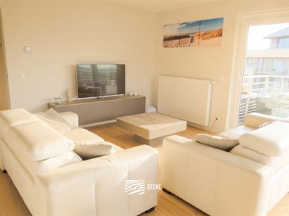Domein Karthuizer B 0301 - Penthouse met twee slaapkamers - Gelegen te Domein Karthuizer en op enkele stappen van duinen en zee! - Inkom met vestiaire...