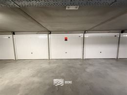 Franslaan garage 2168 - Gesloten garagebox in de Franslaan - Centraal gelegen op niveau -2 van het garagecomplex - Personenlift aanwezig - Volle eigen...
