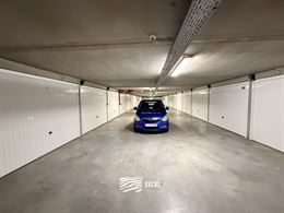 Franslaan garage 2168 - Gesloten garagebox in de Franslaan - Centraal gelegen op niveau -2 van het garagecomplex - Personenlift aanwezig - Volle eigen...
