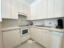 TE HUUR OP JAARBASIS - Mooi gelegen ongemeubeld appartement - Zonnig terras met zicht op de gouden schildpad - Living met open keuken - 2 slaapkamers ...