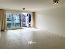 TE HUUR OP JAARBASIS - Mooi gelegen ongemeubeld appartement - Zonnig terras met zicht op de gouden schildpad - Living met open keuken - 2 slaapkamers ...