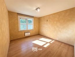 Res. Delvaux B 0104 - Zonnig hoekappartement op de eerste verdieping - Gelegen op wandelafstand van de Havengeul - Inkomhal met toilet en vestiaire - ...