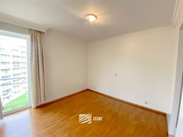 TE HUUR OP JAARBASIS - Mooi gelegen ongemeubeld appartement - Zonnig terras met zicht op de gouden schildpad - Living met open keuken - 2 slaapkamers ...