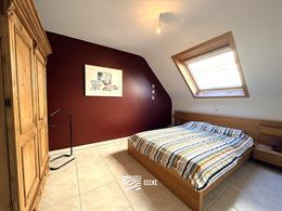 Res. Hof van Vlaanderen 272/0501 - Ruim en zonnig appartement met twee volwaardige slaapkamers - Gelegen op de vijfde verdieping in de winkelstraat, v...