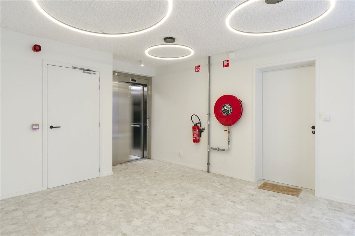 Image 28 : Duplex à 1050 Ixelles (Belgique) - Prix 725.000 &euro;