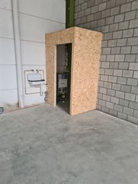 Foto 6 : Bedrijfsgebouw te 2220 HEIST-OP-DEN-BERG (België) - Prijs € 1.350