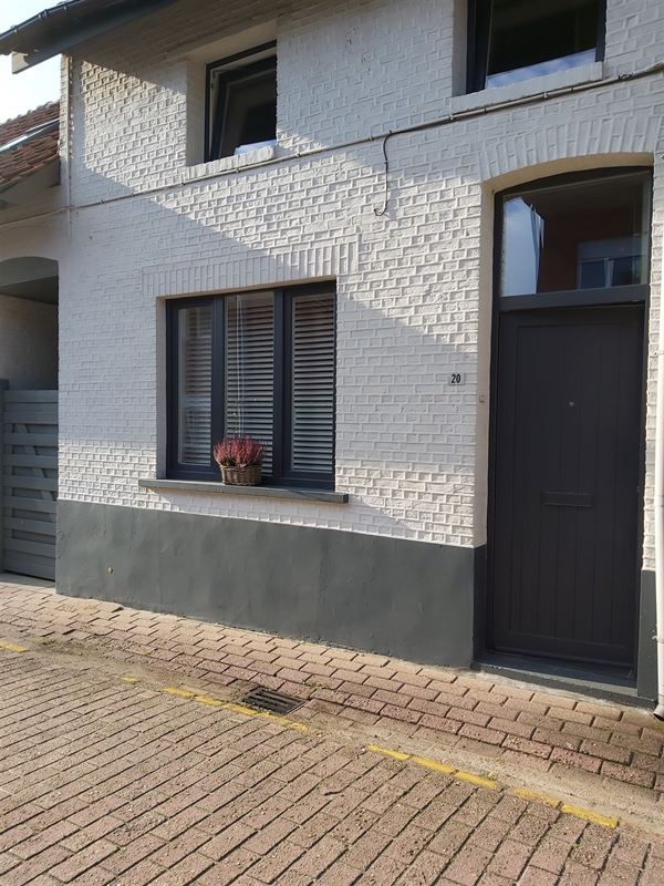 Foto 1 : Woning te 2220 HEIST-OP-DEN-BERG (België) - Prijs € 950