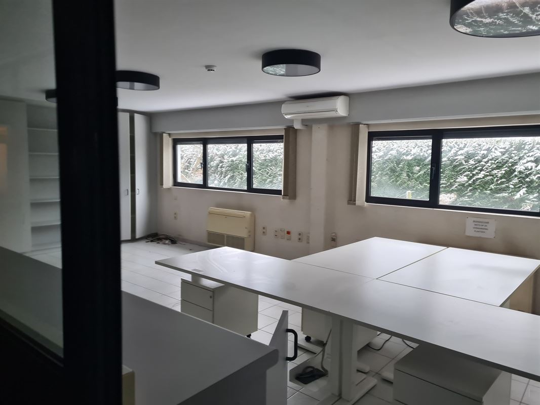 Foto 17 : Bedrijfsgebouw te 2220 HEIST-OP-DEN-BERG (België) - Prijs &euro; 1.850.000