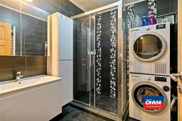 Foto 9 : Appartement te 2660 HOBOKEN (België) - Prijs € 235.000