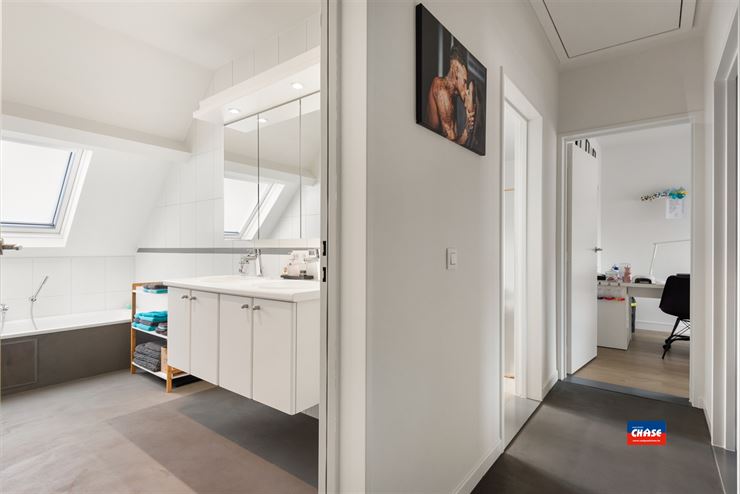Foto 11 : Duplex te 2660 Hoboken (België) - Prijs € 349.500