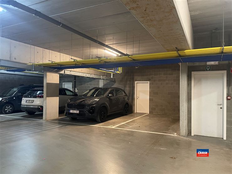 Foto 3 : Autostaanplaats te 2660 HOBOKEN (België) - Prijs € 27.500