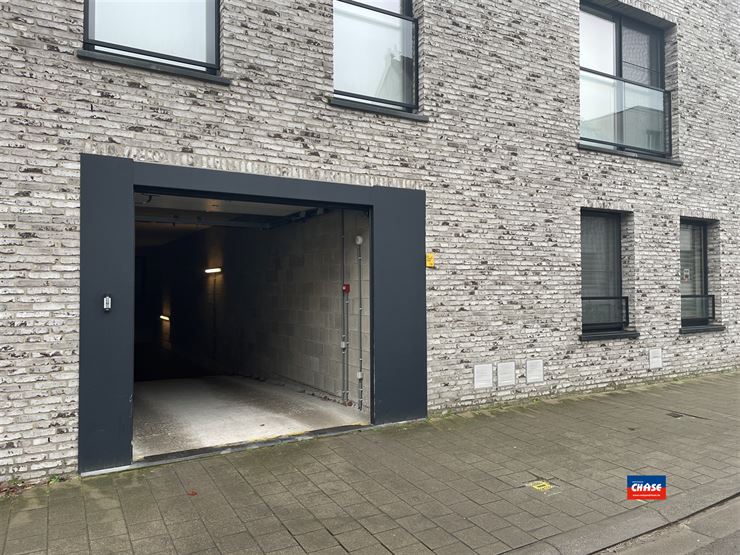 Foto 9 : Autostaanplaats te 2660 HOBOKEN (België) - Prijs € 27.500