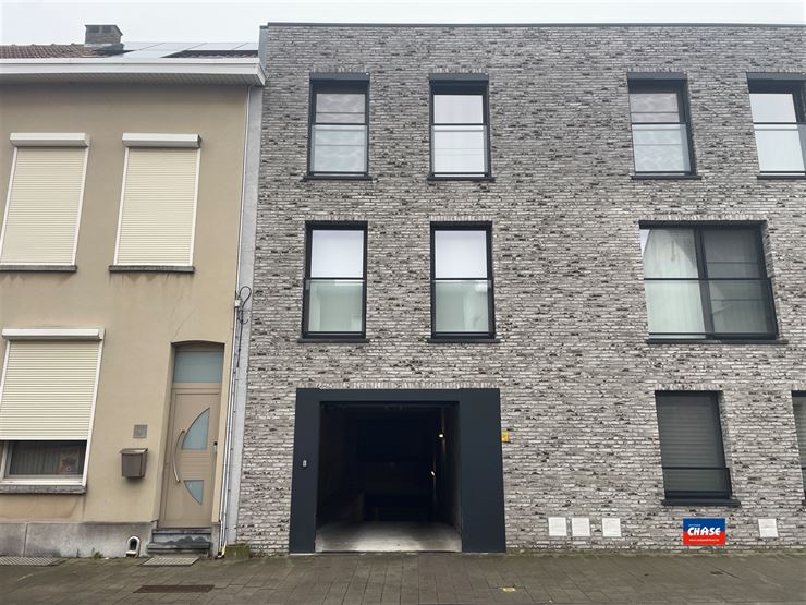Foto 8 : Autostaanplaats te 2660 HOBOKEN (België) - Prijs € 27.500