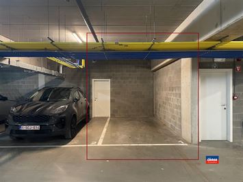 Foto 1 : Autostaanplaats te 2660 HOBOKEN (België) - Prijs € 27.500