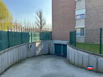 Foto 2 : Autostaanplaats te 2660 HOBOKEN (België) - Prijs € 12.950
