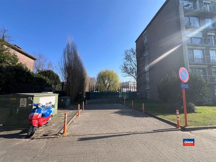 Foto 3 : Autostaanplaats te 2660 HOBOKEN (België) - Prijs € 12.950
