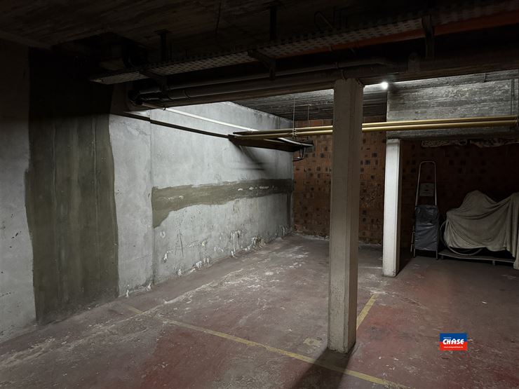 Foto 1 : Autostaanplaats te 2660 HOBOKEN (België) - Prijs € 12.950