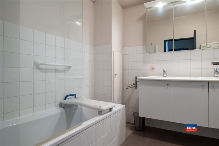 Foto 9 : Appartement te 2660 HOBOKEN (België) - Prijs € 199.900