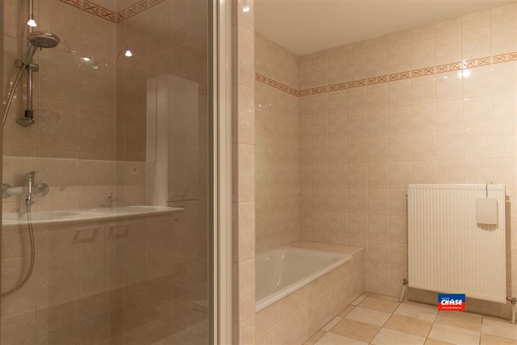 Foto 9 : Appartement te 2660 HOBOKEN (België) - Prijs € 275.000