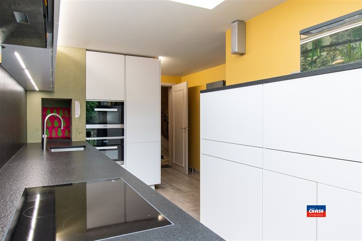 Foto 16 : Herenhuis te 2660 HOBOKEN (België) - Prijs € 580.000