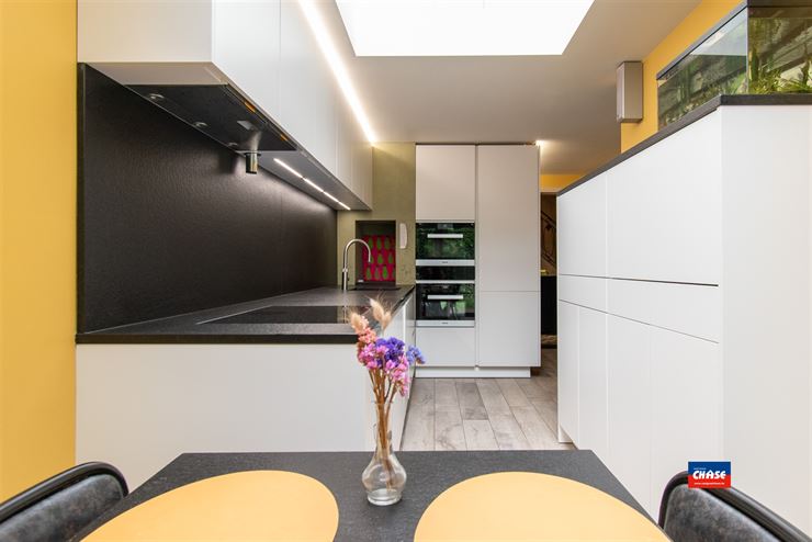 Foto 14 : Herenhuis te 2660 HOBOKEN (België) - Prijs € 580.000