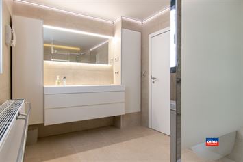 Foto 23 : Herenhuis te 2660 HOBOKEN (België) - Prijs € 580.000