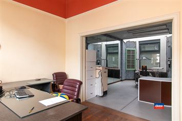 Foto 6 : Herenhuis te 2660 HOBOKEN (België) - Prijs € 580.000