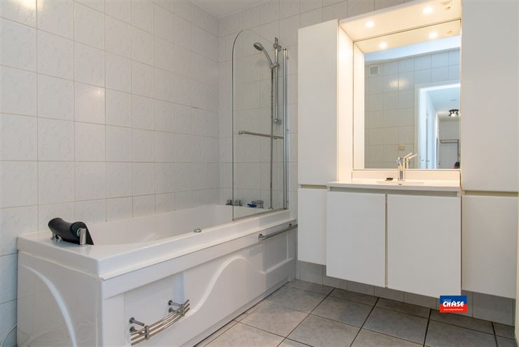 Foto 12 : Appartement te 2660 HOBOKEN (België) - Prijs € 249.000