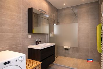 Foto 10 : Dak appartement te 2660 HOBOKEN (België) - Prijs € 285.000