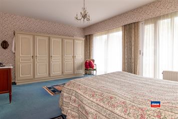 Foto 11 : Appartement te 2600 BERCHEM (België) - Prijs € 350.000
