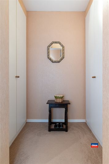 Foto 17 : Appartement te 2600 BERCHEM (België) - Prijs € 350.000