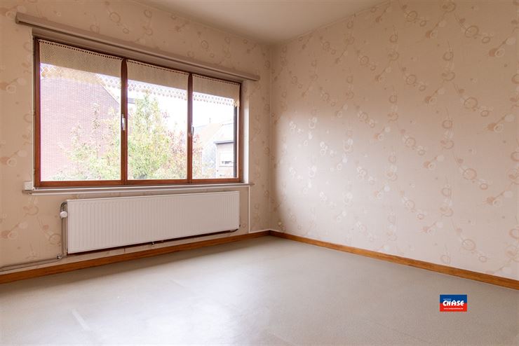 Foto 11 : Half open bebouwing te 2660 HOBOKEN (België) - Prijs € 325.000