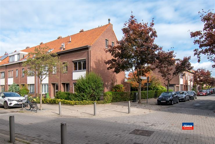 Half open bebouwing te 2660 HOBOKEN (België) - Prijs € 325.000