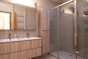 Foto 9 : Rijwoning te 2660 HOBOKEN (België) - Prijs &euro; 345.000