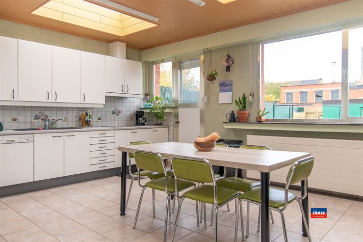 Foto 12 : Rijwoning te 2660 HOBOKEN (België) - Prijs € 395.000