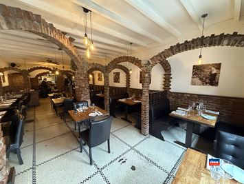 Foto 2 : Handelsfonds over te nemen te 2000 ANTWERPEN (België) - Prijs € 250.000