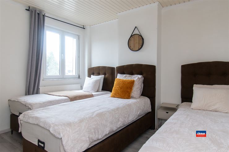 Foto 11 : Rijwoning te 2660 HOBOKEN (België) - Prijs € 335.000