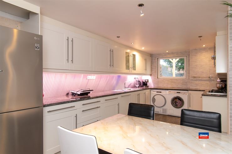 Foto 6 : Rijwoning te 2660 HOBOKEN (België) - Prijs € 335.000