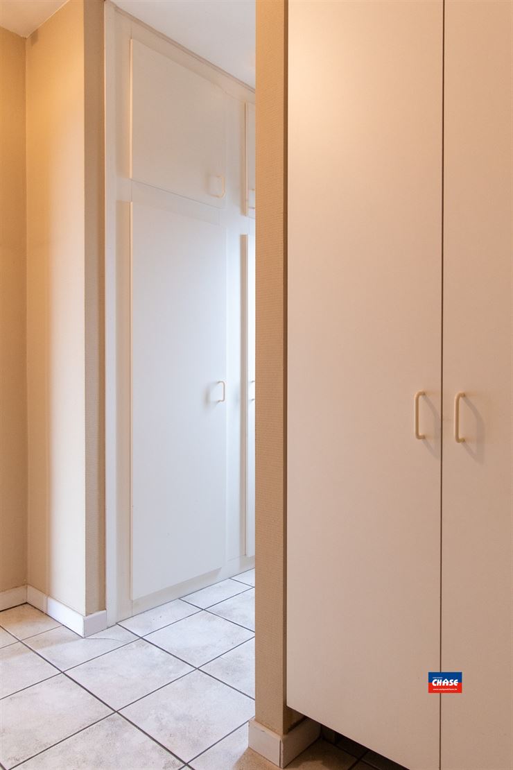 Foto 12 : Dak appartement te 2660 HOBOKEN (België) - Prijs € 235.000