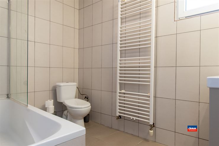 Foto 10 : Huis te 2660 HOBOKEN (België) - Prijs € 1.100