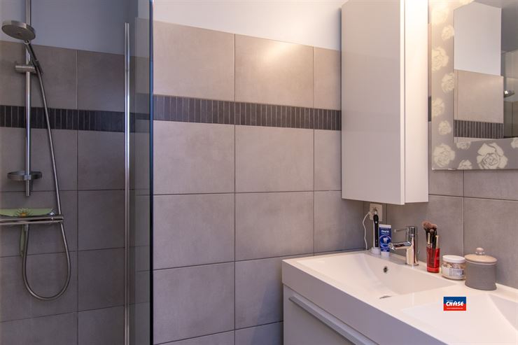 Foto 14 : Appartement te 2660 HOBOKEN (België) - Prijs € 245.000