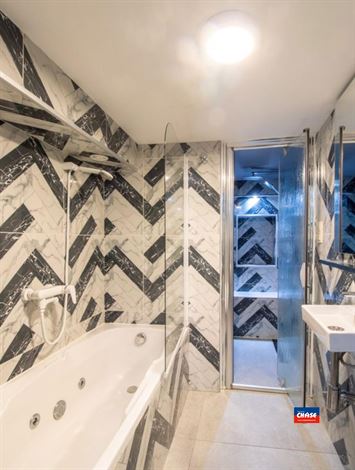 Foto 17 : Bel-étage te 2610 WILRIJK (België) - Prijs &euro; 375.000