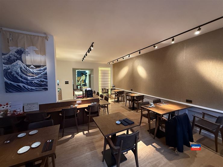 Handelsfonds over te nemen te 2000 ANTWERPEN (België) - Prijs &euro; 70.000