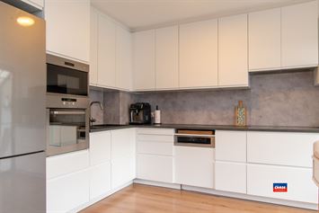 Foto 7 : Bel-étage te 2660 HOBOKEN (België) - Prijs &euro; 495.000